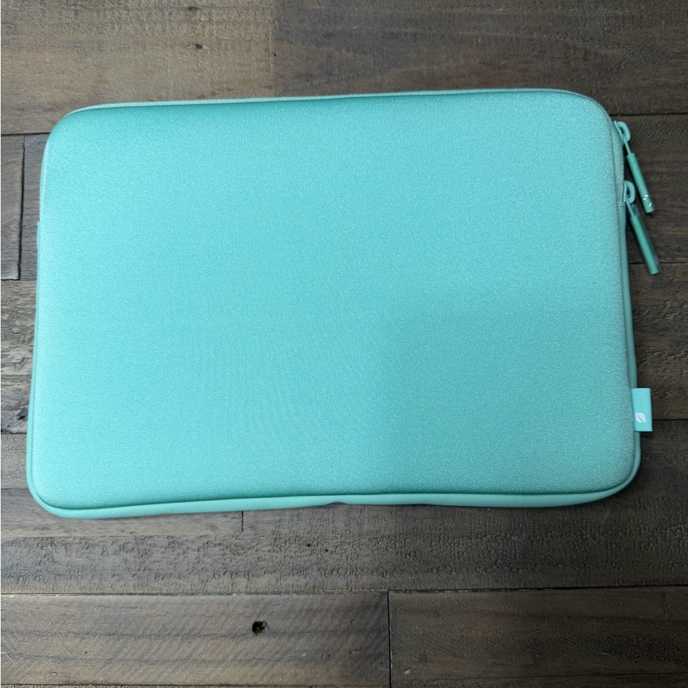 12” Incase Aqua Tablet Sleeve